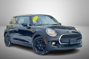 2016_MINI_Cooper_Hardtop_1-removebg-preview.png